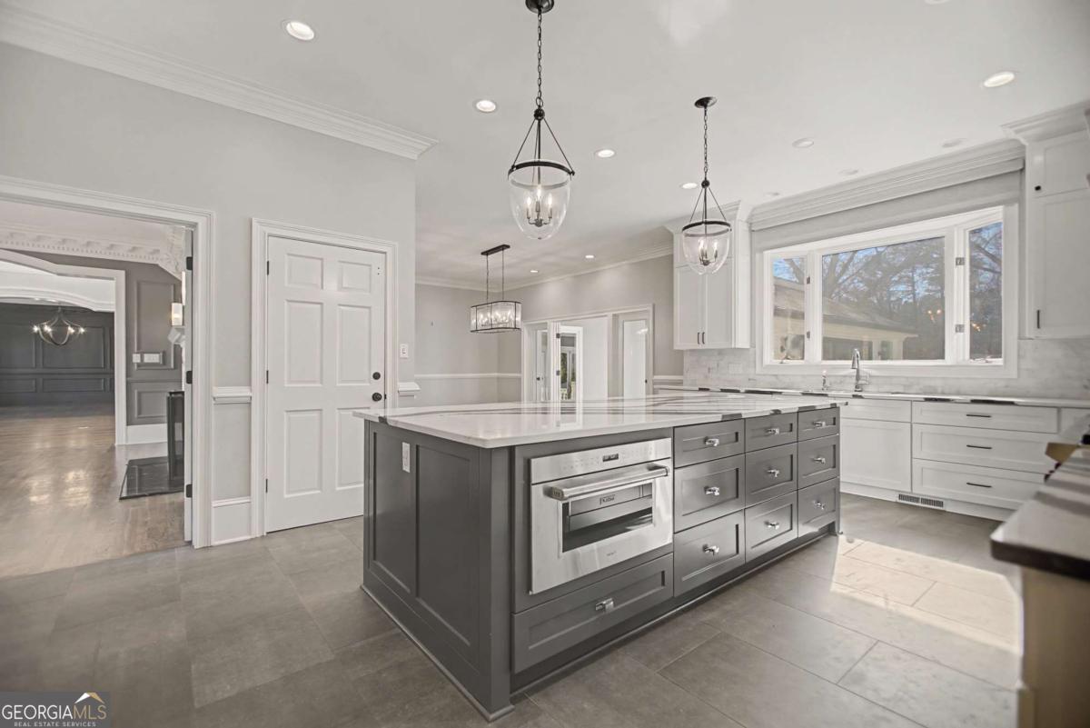 1445 Hillside Drive Grayson GA 30017