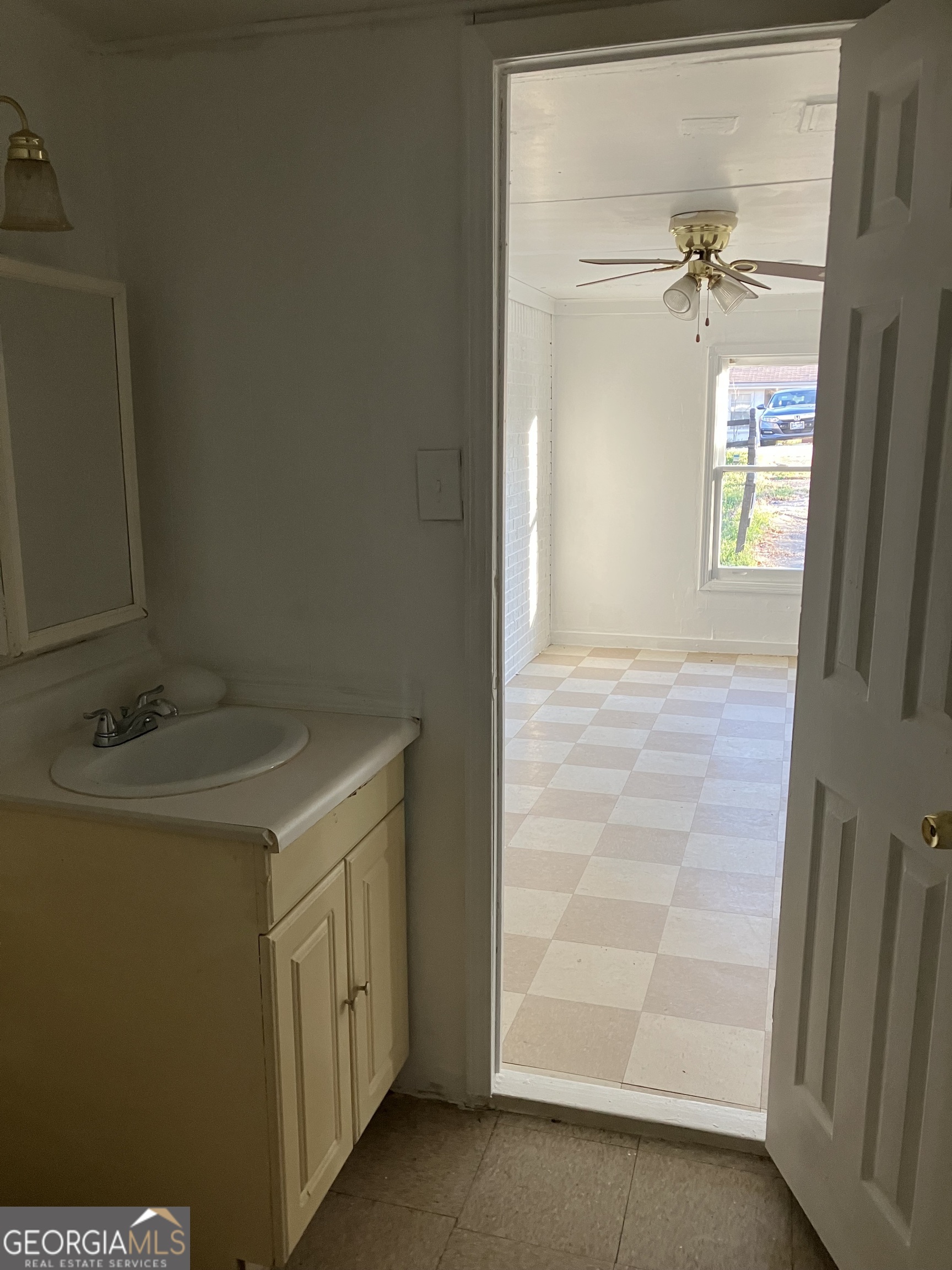 1037 Mountain View Road NW Conyers GA 30012