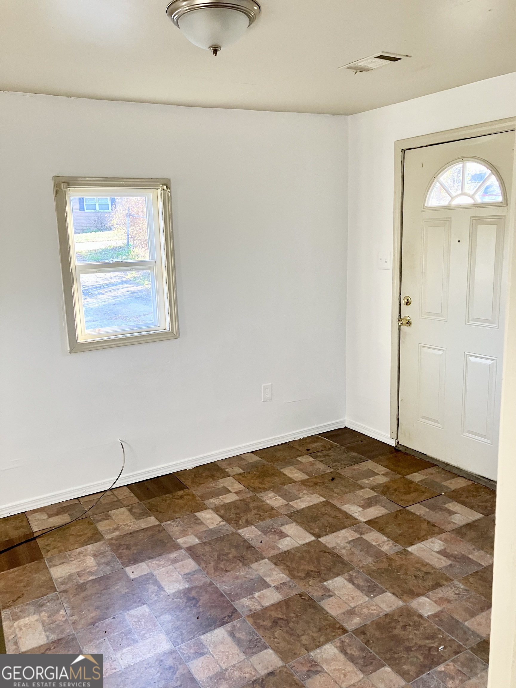 1037 Mountain View Road NW Conyers GA 30012