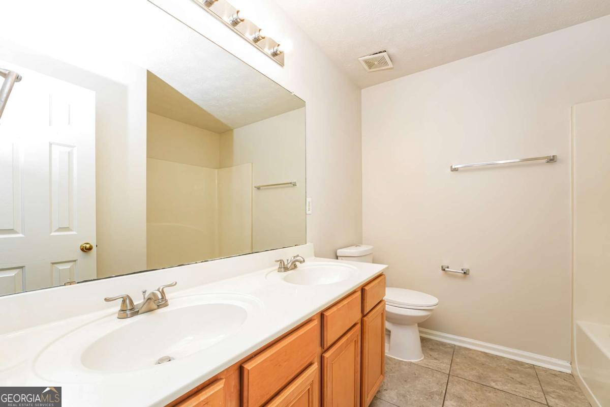 827 Shadow Lake Drive Lithonia GA 30058