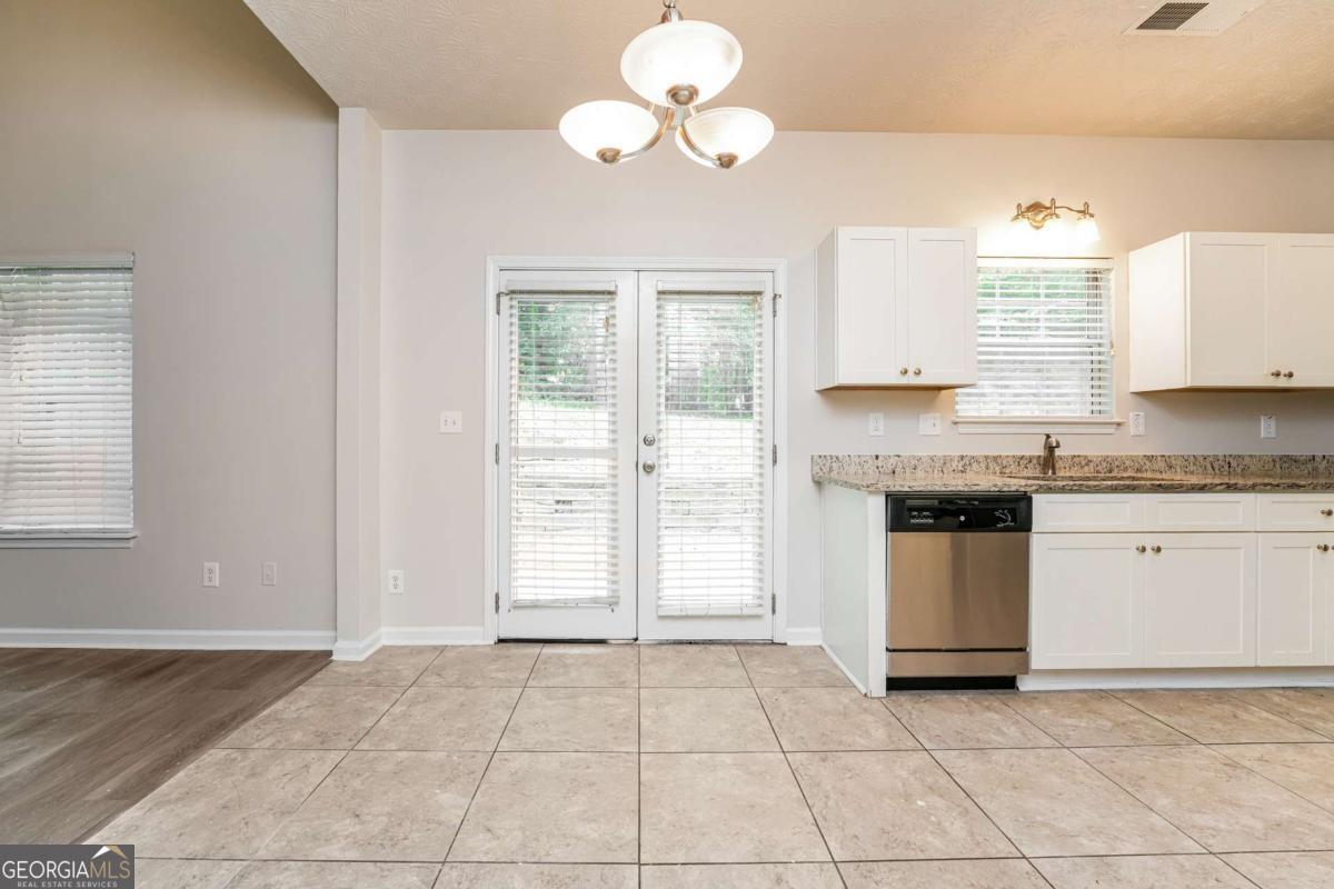 827 Shadow Lake Drive Lithonia GA 30058