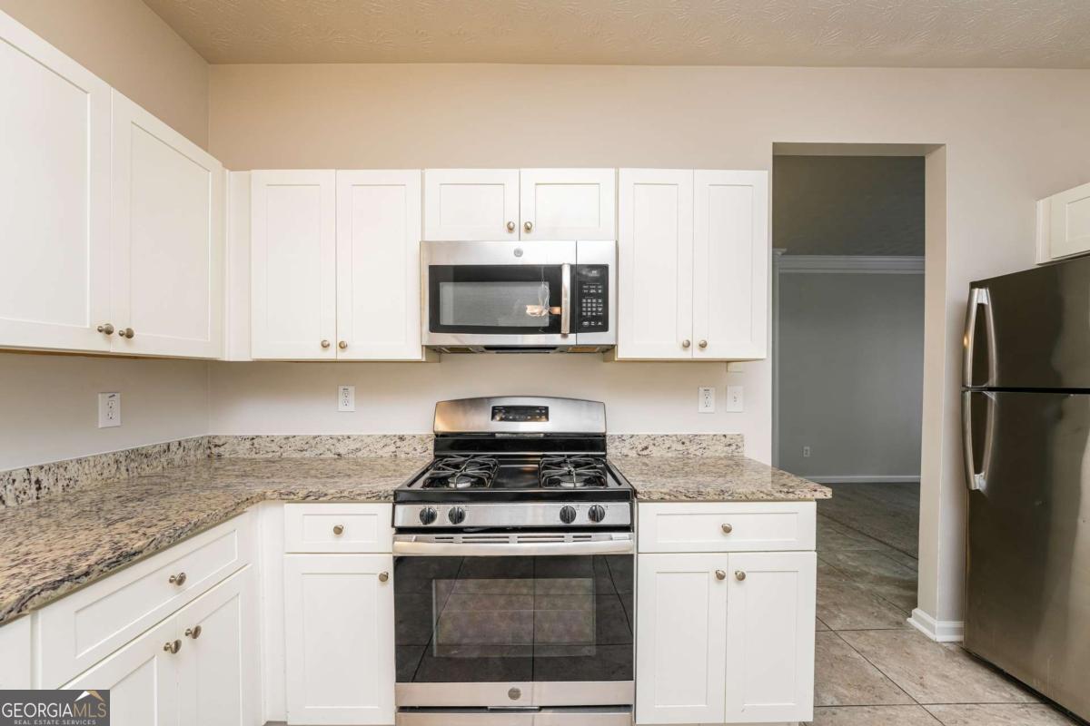 827 Shadow Lake Drive Lithonia GA 30058