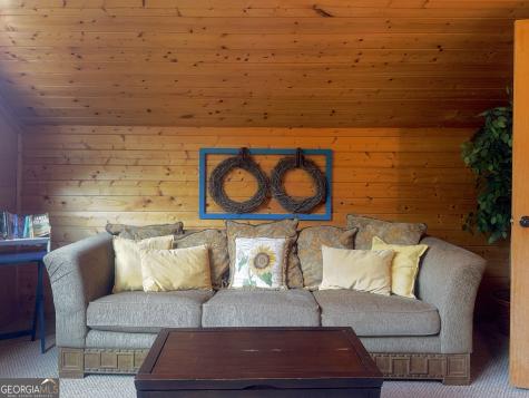 57 Yellow Rock Road Cleveland GA 30528