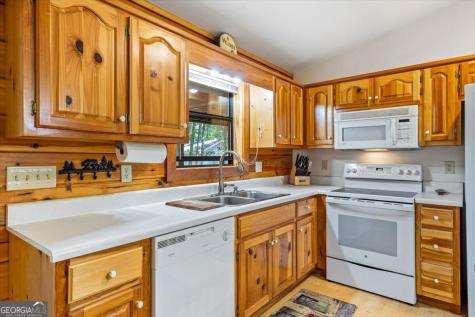461 Gibbs Road Blairsville GA 30512