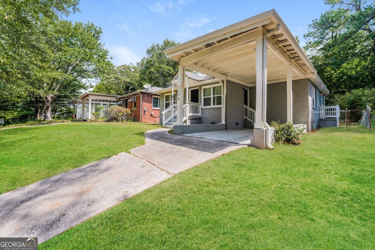 1174 Dolphin Drive SW Atlanta GA 30311