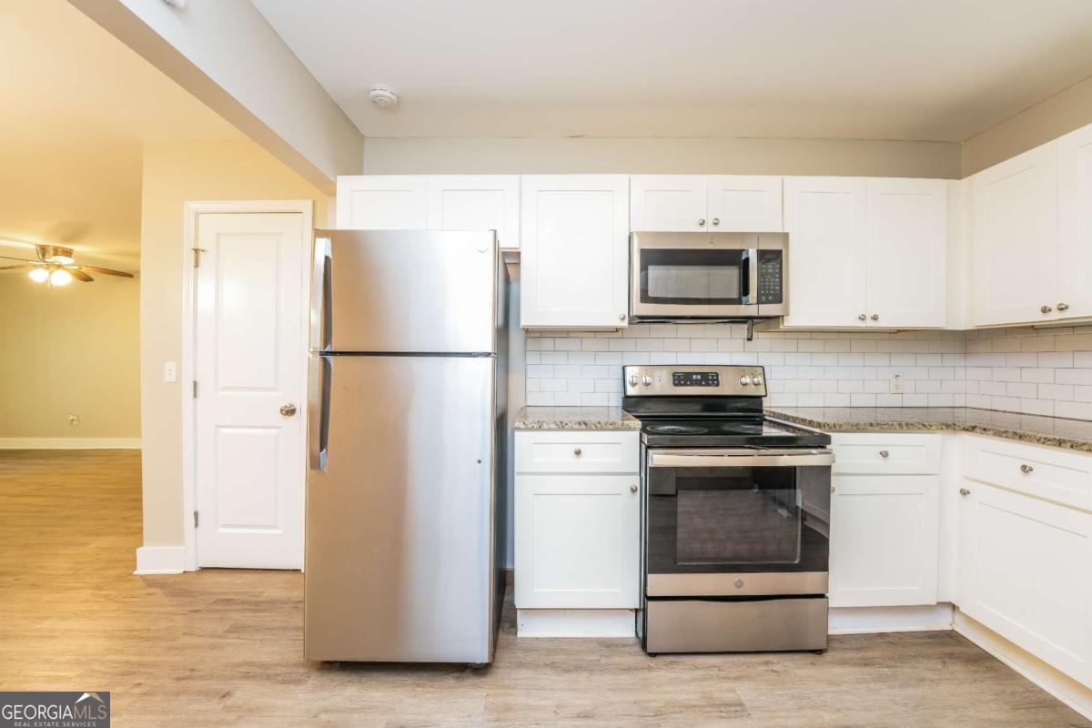 1174 Dolphin Drive SW Atlanta GA 30311