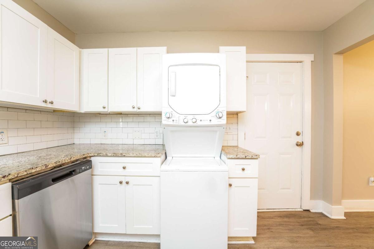 1174 Dolphin Drive SW Atlanta GA 30311