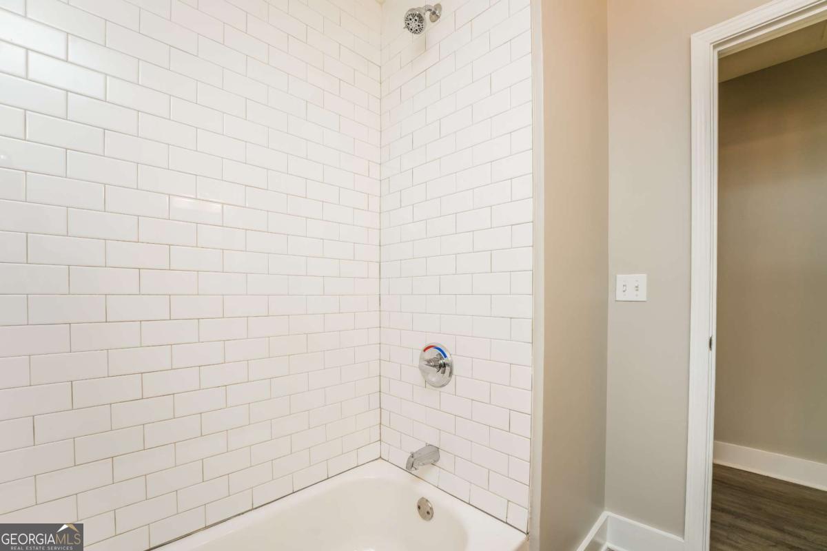 1174 Dolphin Drive SW Atlanta GA 30311