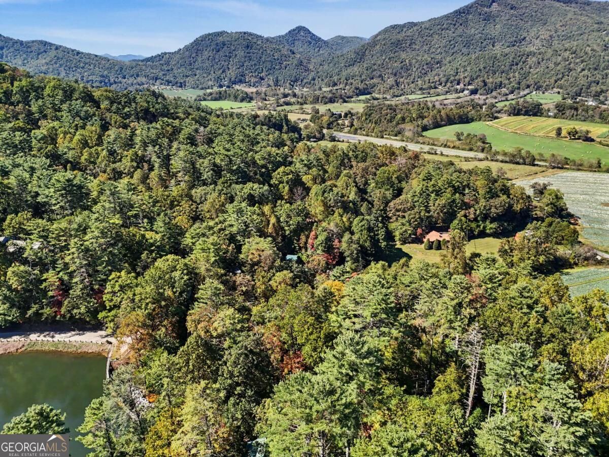 138 Taylors Chapel Road Rabun Gap GA 30568
