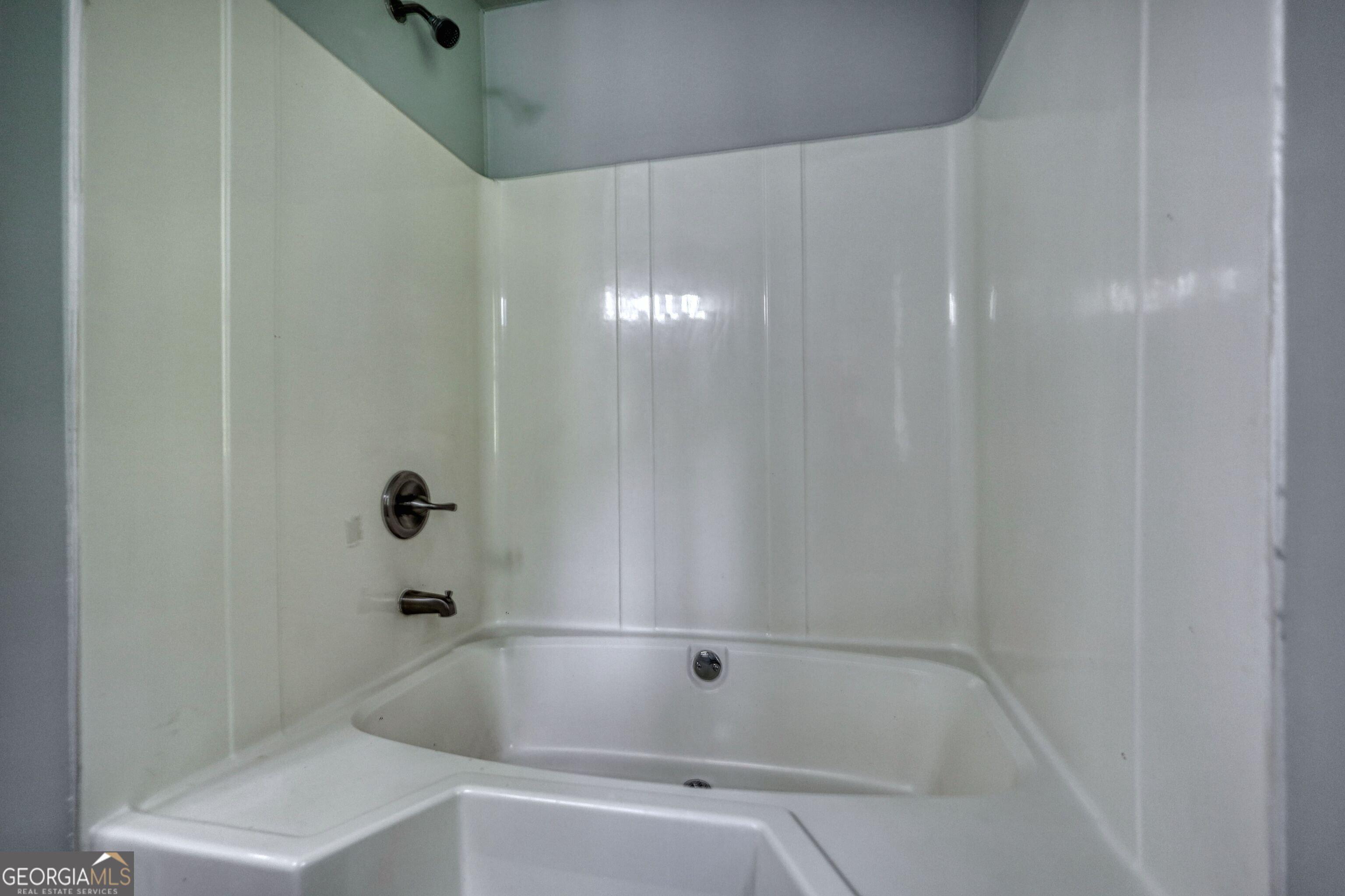502 N Summit Stone Mountain GA 30083