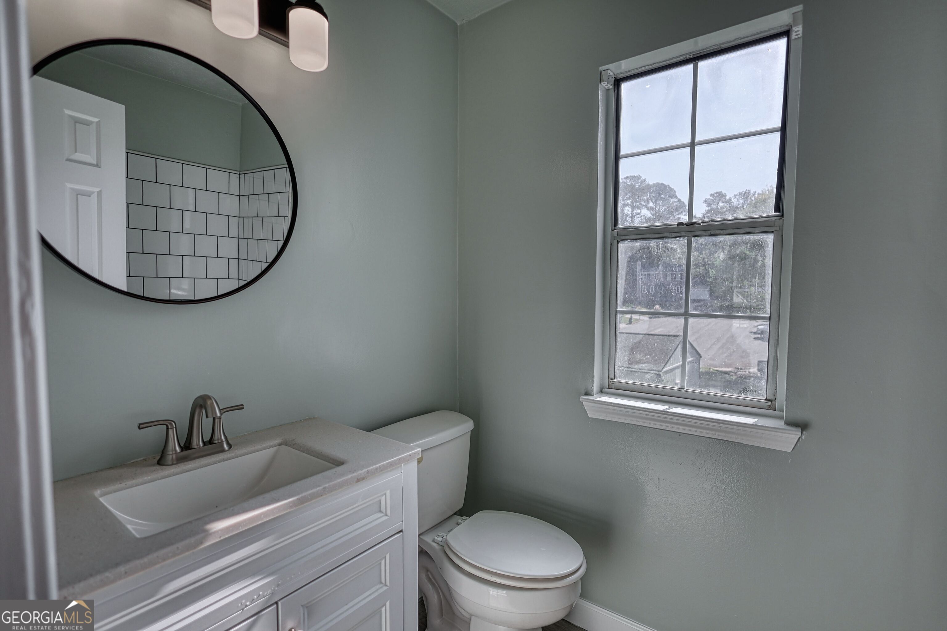 502 N Summit Stone Mountain GA 30083