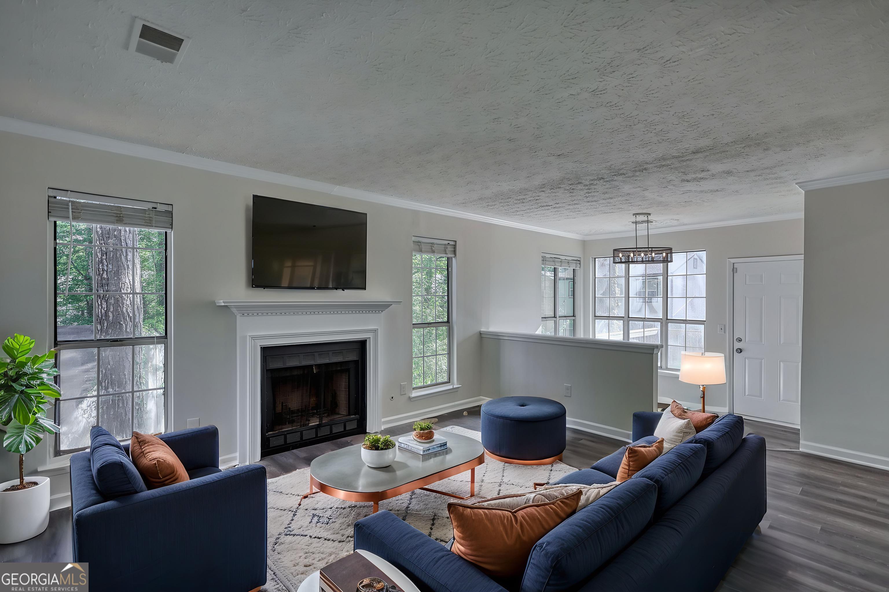502 N Summit Stone Mountain GA 30083