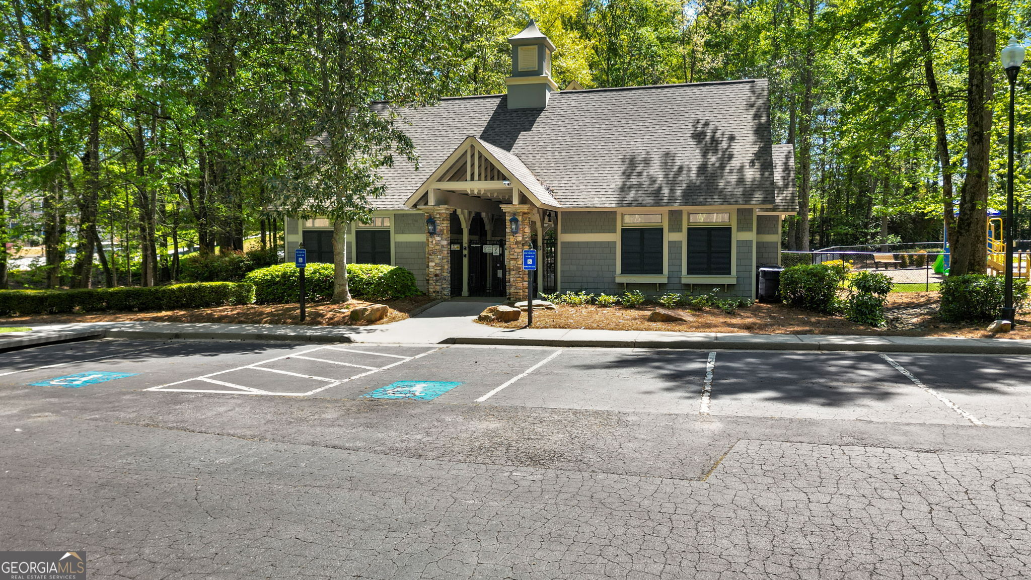 1112 Oakhurst Trail Lawrenceville GA 30043