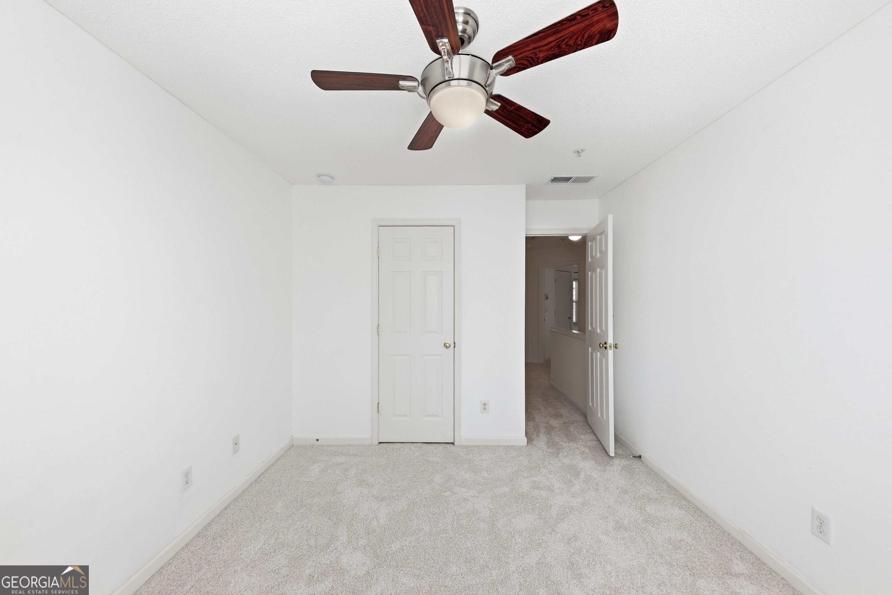 213 Kenninghall Lane SE Smyrna GA 30082