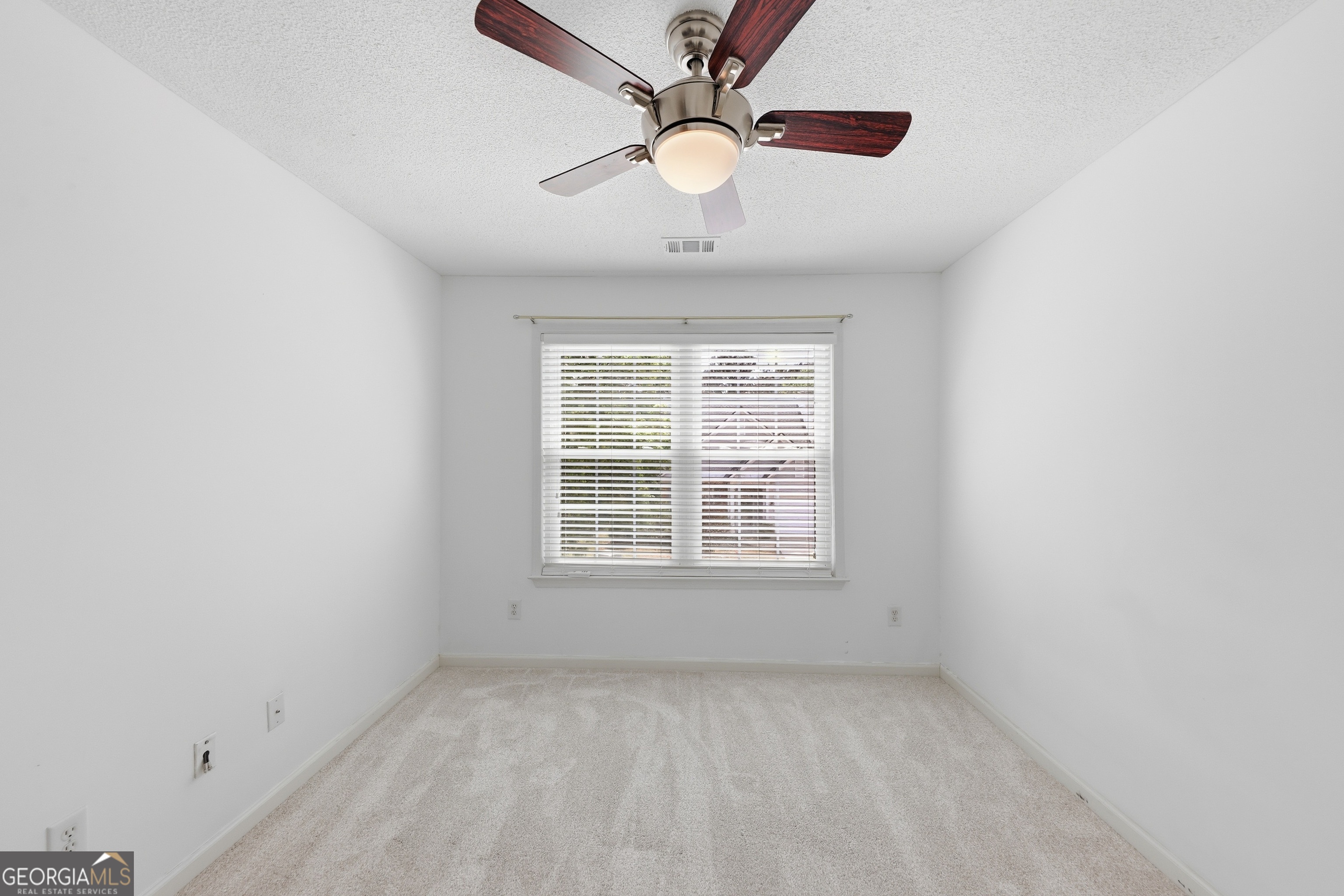 213 Kenninghall Lane SE Smyrna GA 30082