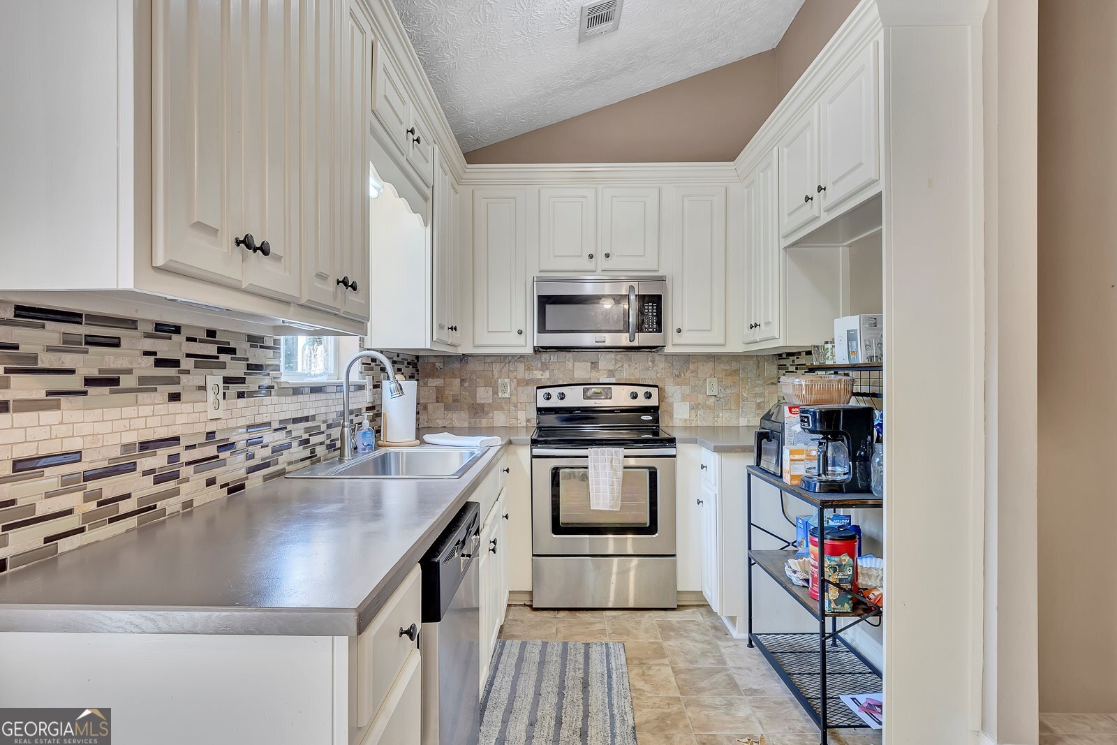 13 Oak Grove Lane NW Adairsville GA 30103