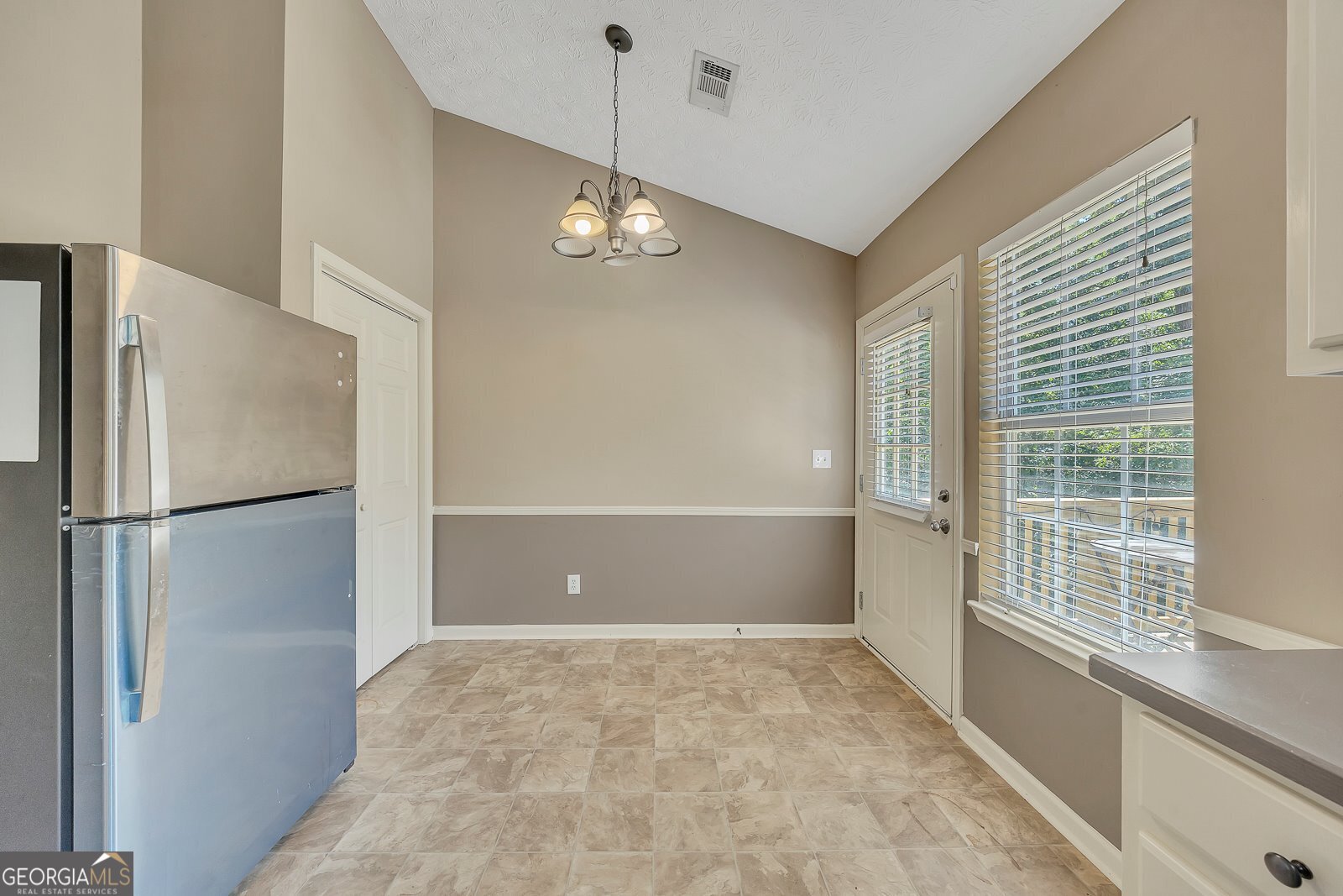 13 Oak Grove Lane NW Adairsville GA 30103
