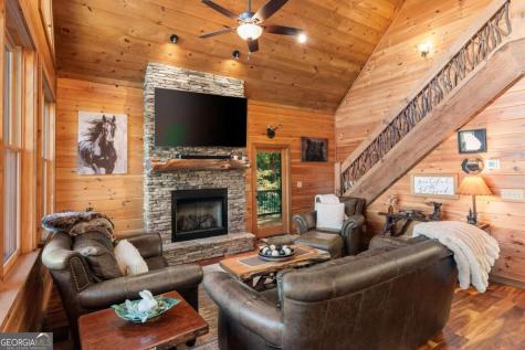 73 Aska Forest Trail Blue Ridge GA 30513