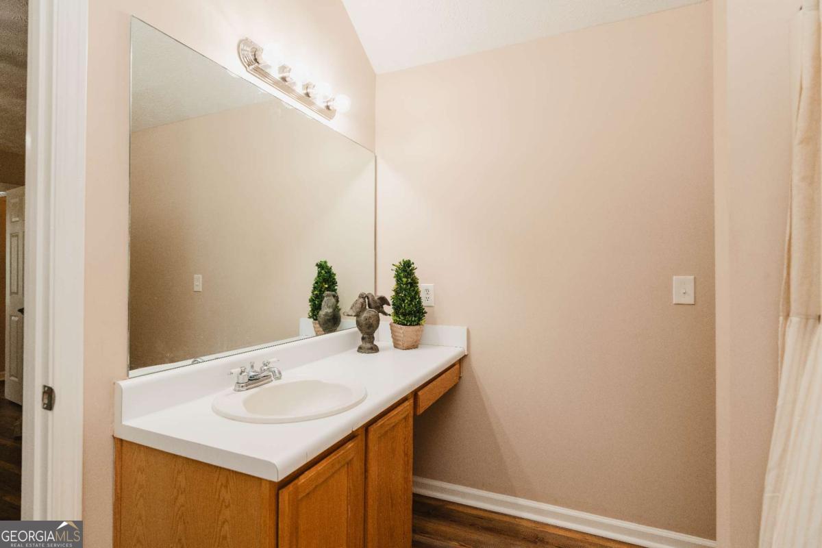 8724 Post Oak Drive Winston GA 30187