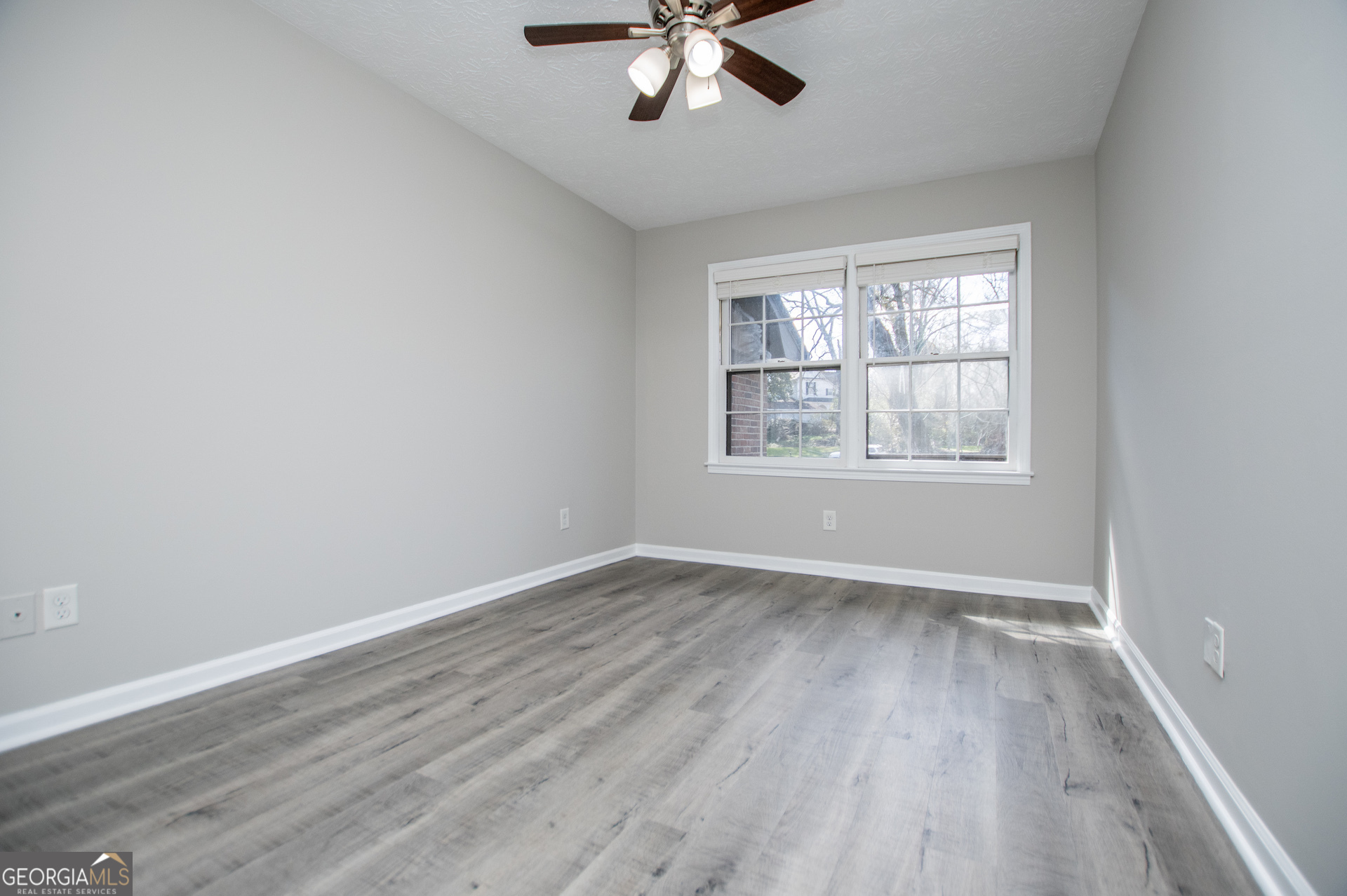 541 N White Street Carrollton GA 30117