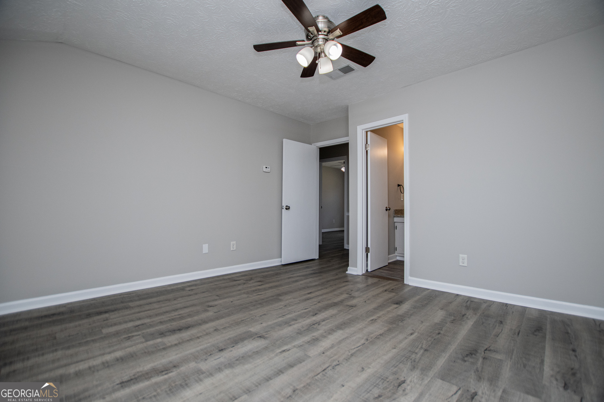 541 N White Street Carrollton GA 30117