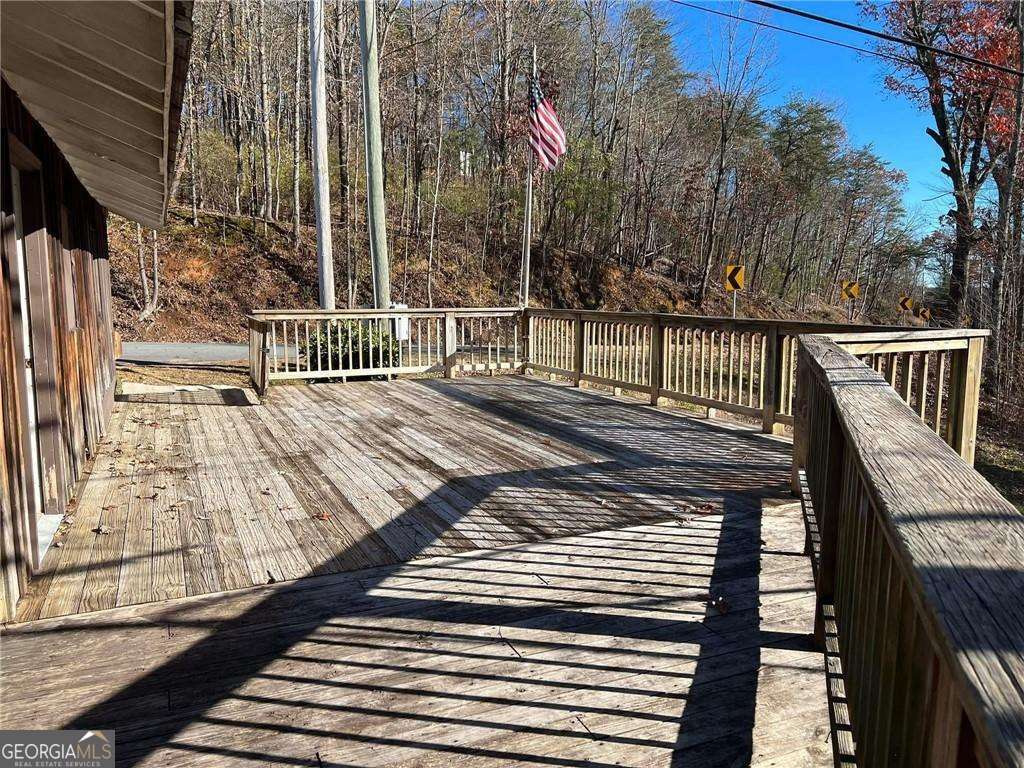 7089 Highway 19 N Dahlonega GA 30533