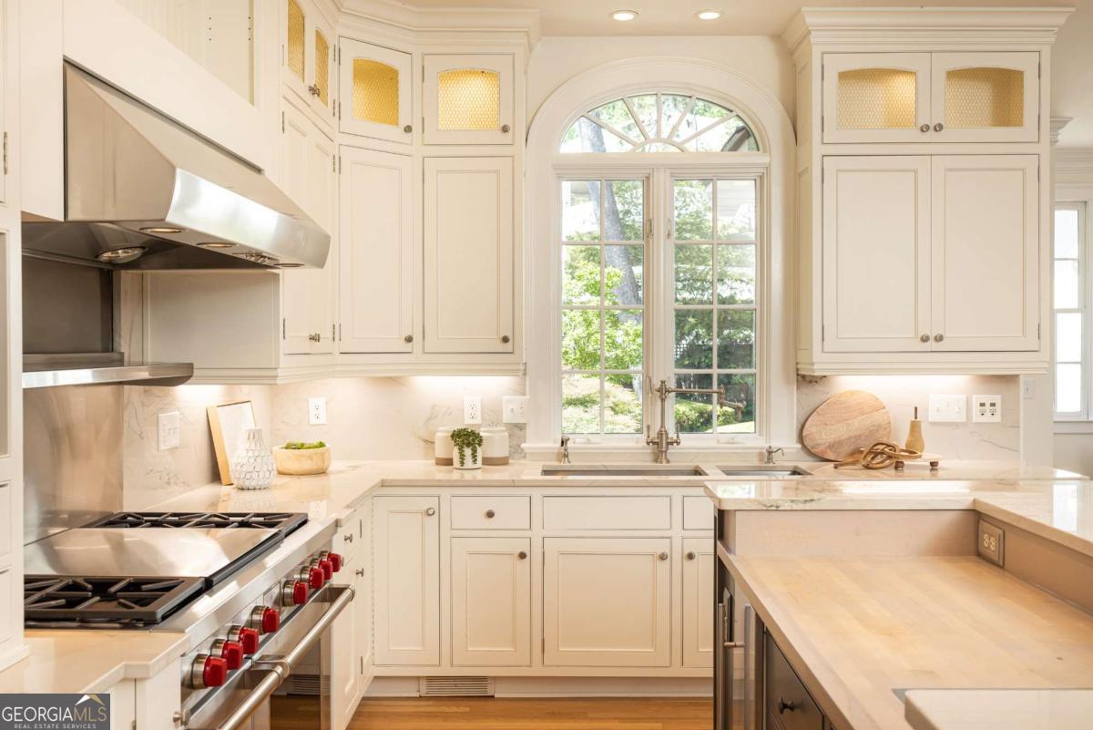 11 Park Circle NE Atlanta GA 30305