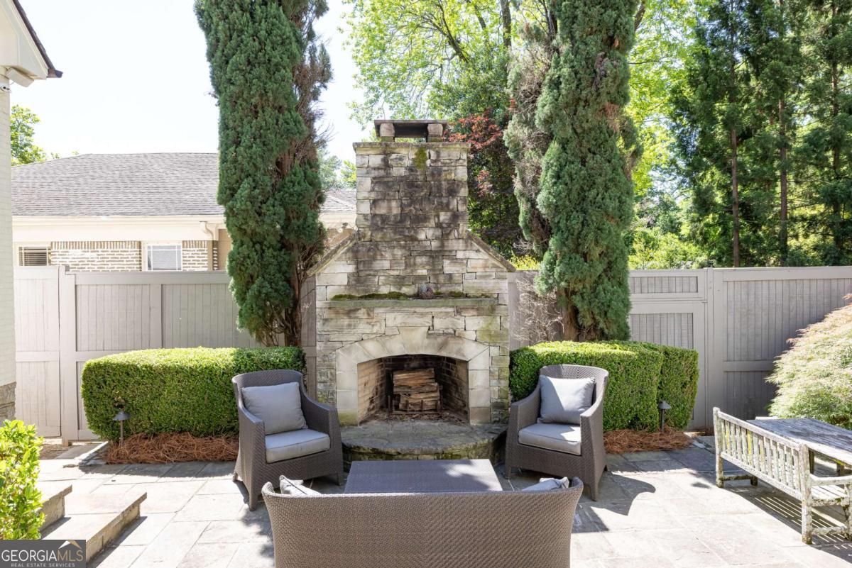 11 Park Circle NE Atlanta GA 30305