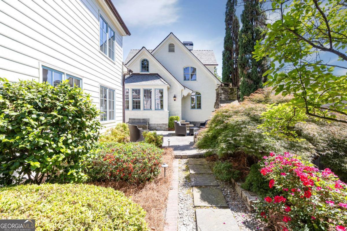 11 Park Circle NE Atlanta GA 30305