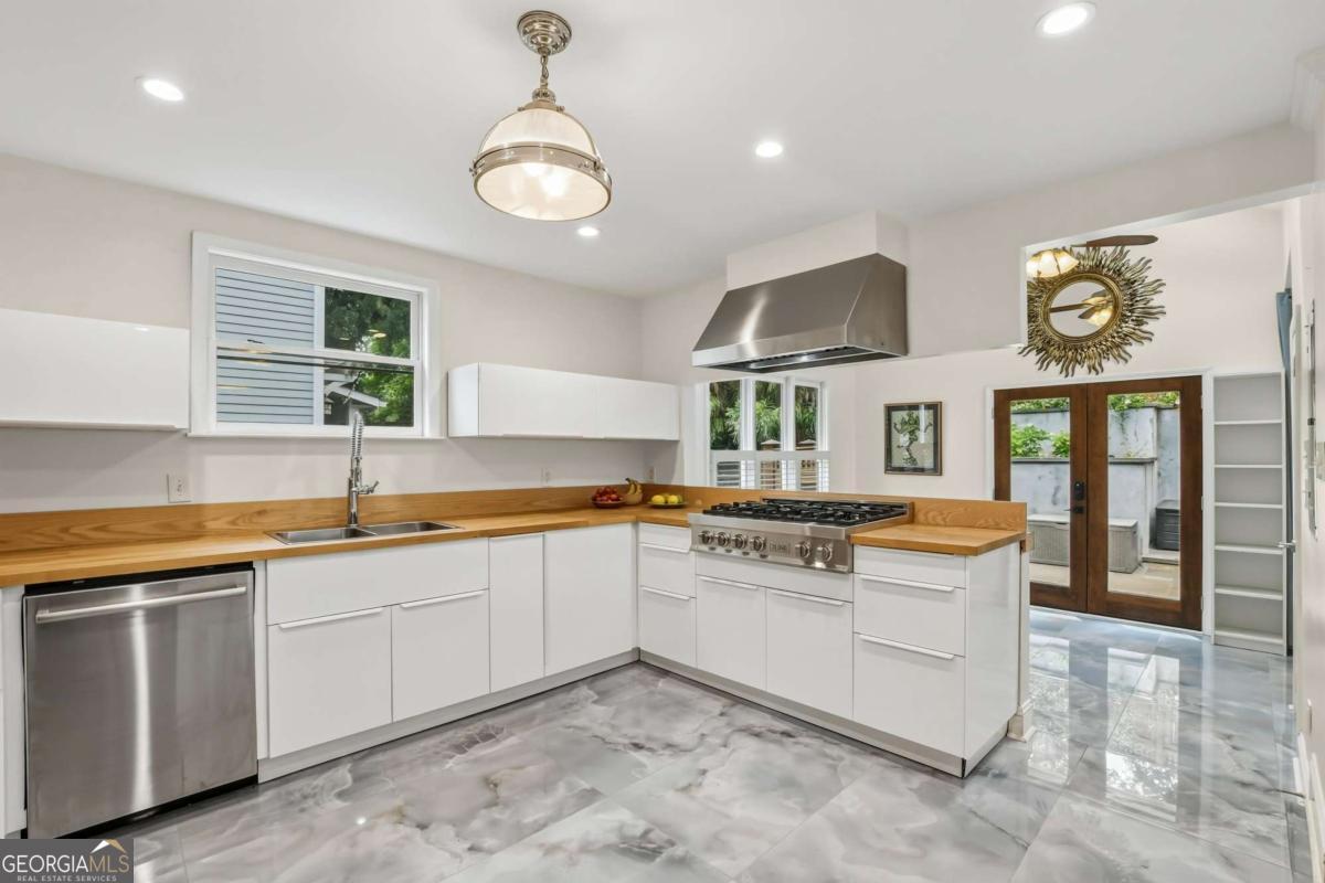 695 Cherokee Avenue SE Atlanta GA 30315