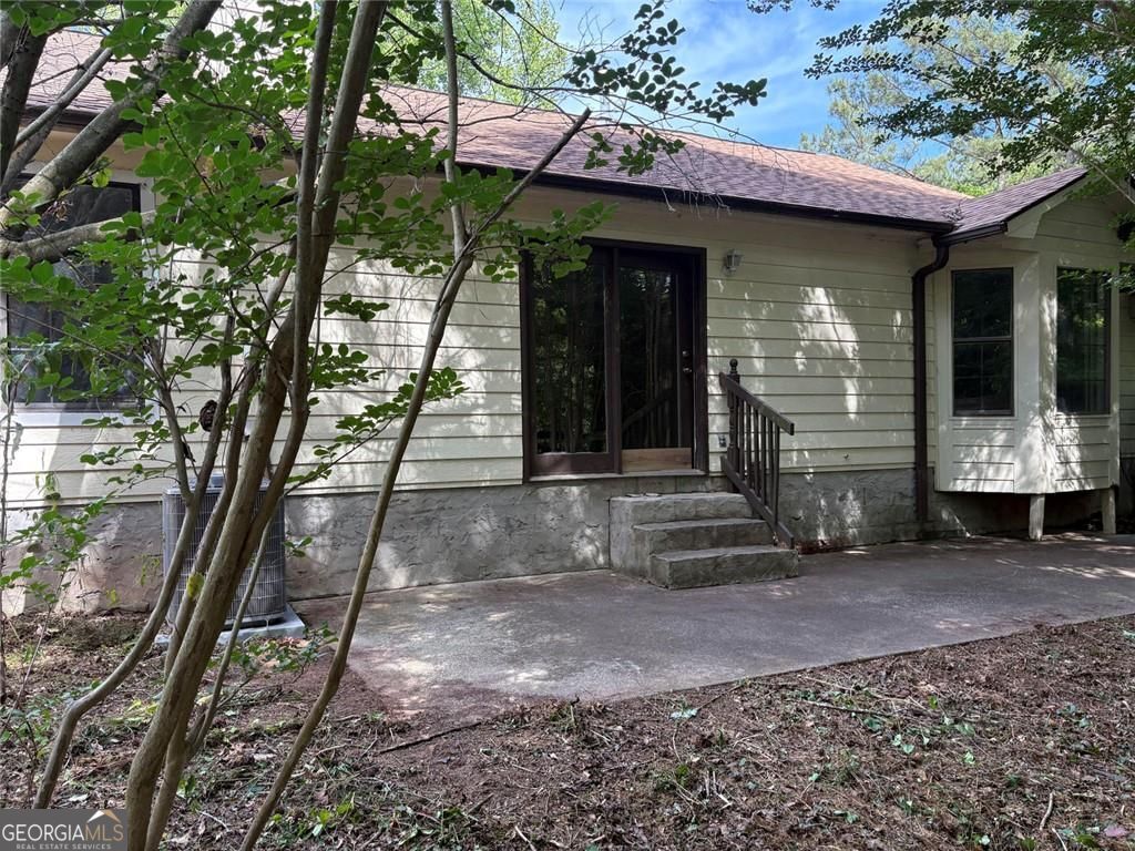 126 Oak Circle Stockbridge GA 30281