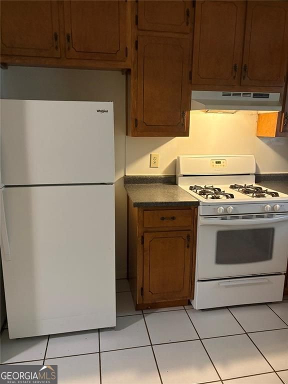 126 Oak Circle Stockbridge GA 30281