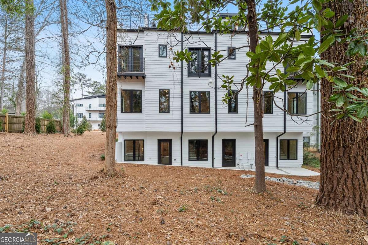 1169 Penny Lane Atlanta GA 30329