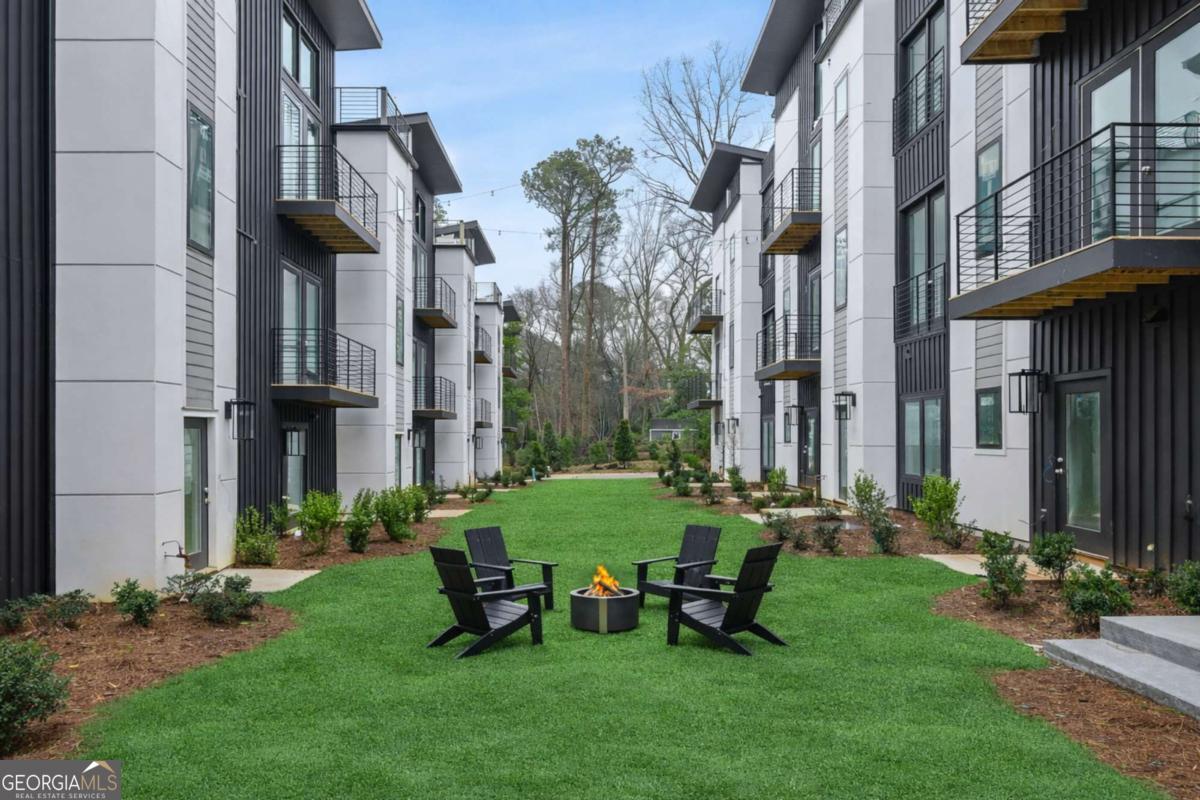 1169 Penny Lane Atlanta GA 30329