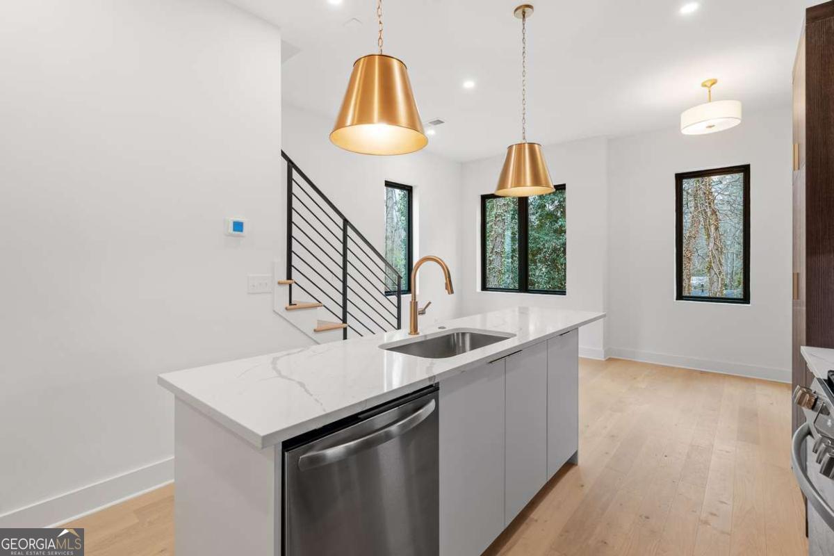1169 Penny Lane Atlanta GA 30329