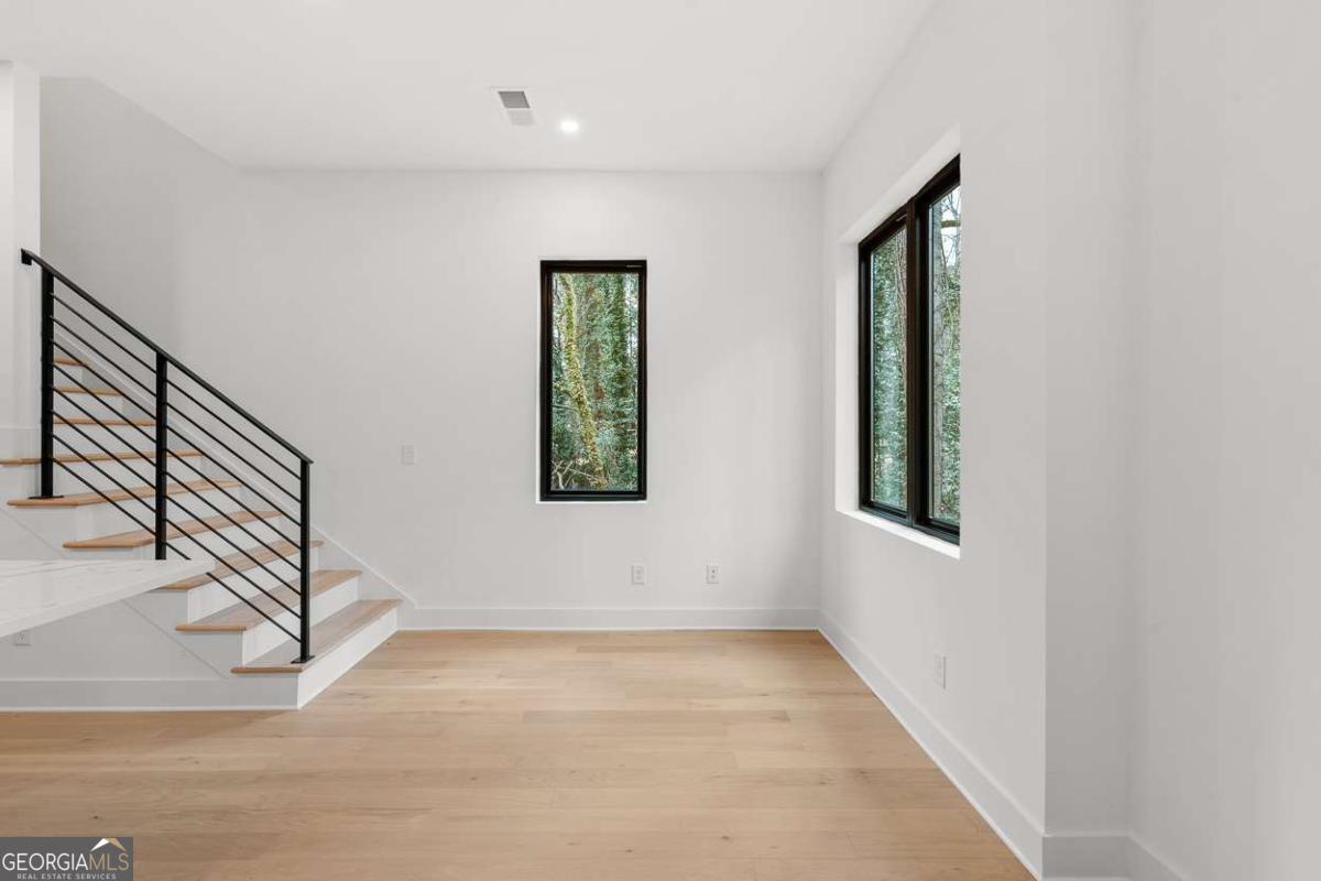 1169 Penny Lane Atlanta GA 30329