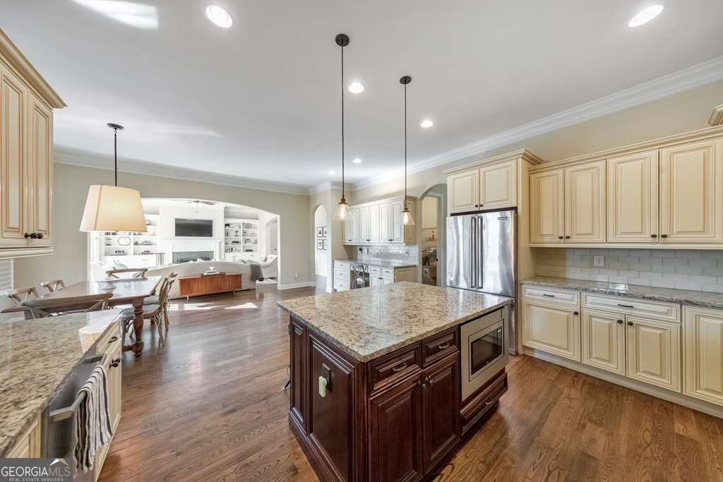 1364 Kilmarnock Point NW Kennesaw GA 30152