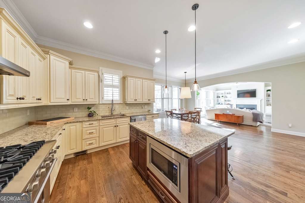 1364 Kilmarnock Point NW Kennesaw GA 30152