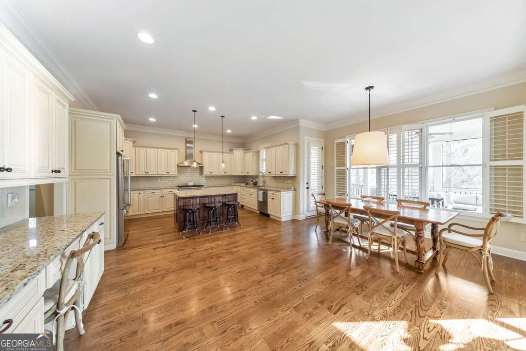 1364 Kilmarnock Point NW Kennesaw GA 30152