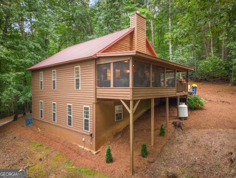 100 Bee Tree Run Clayton GA 30525