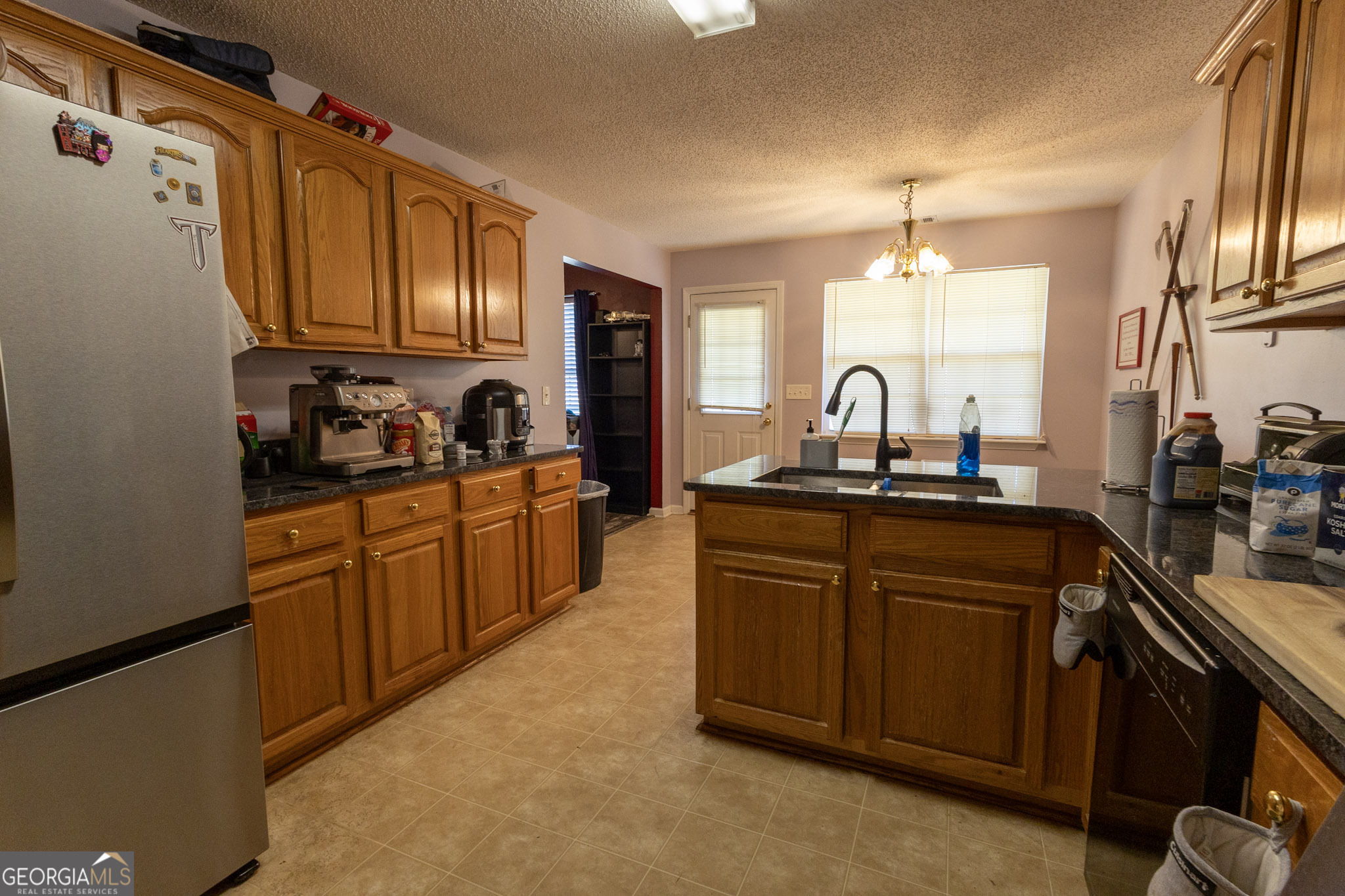 401 Links View Drive Bonaire GA 31005