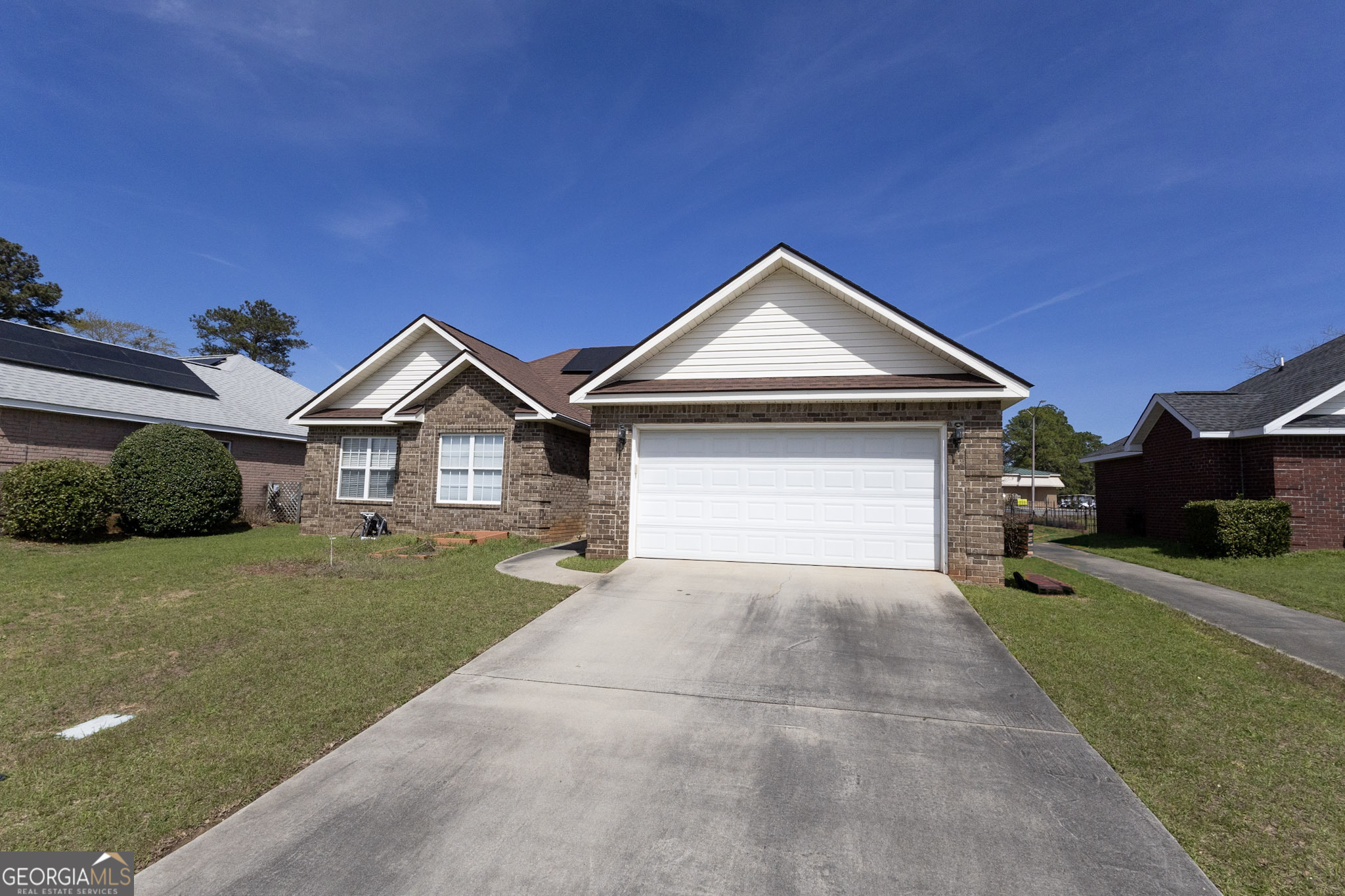 401 Links View Drive Bonaire GA 31005