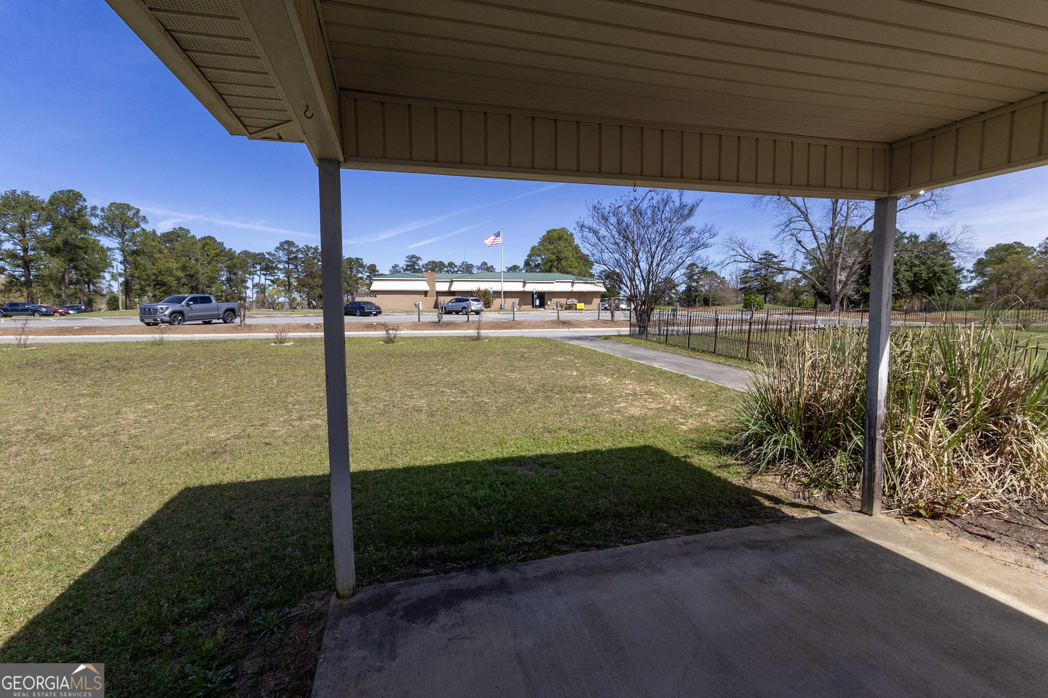 401 Links View Drive Bonaire GA 31005