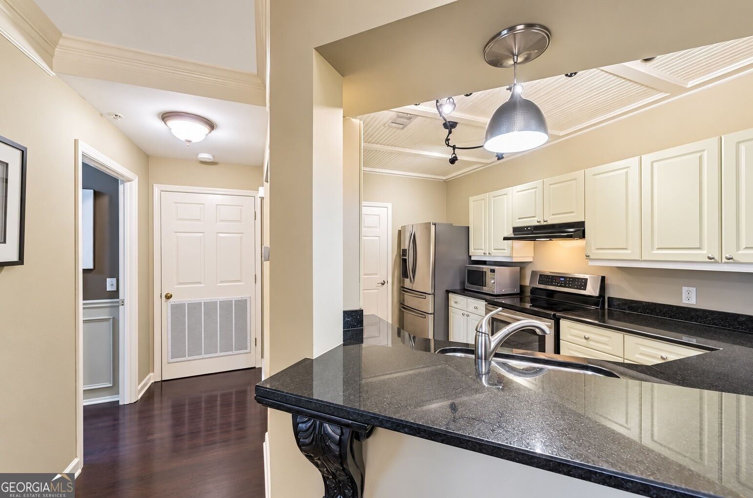 3334 Peachtree Road NE Atlanta GA 30326