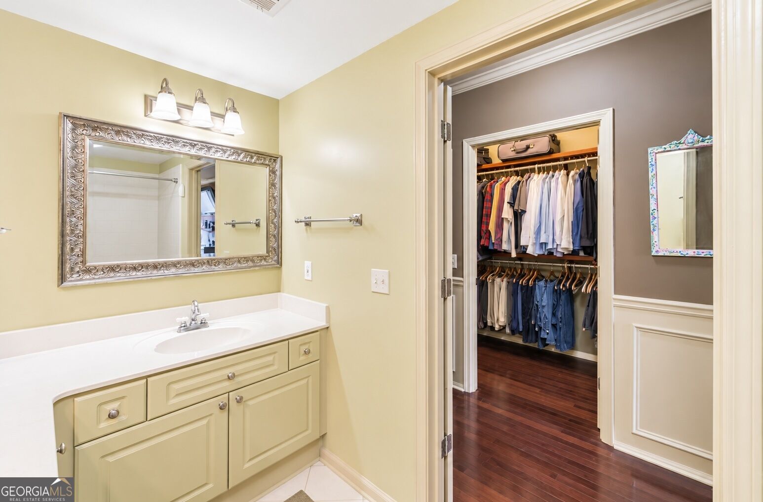 3334 Peachtree Road NE Atlanta GA 30326