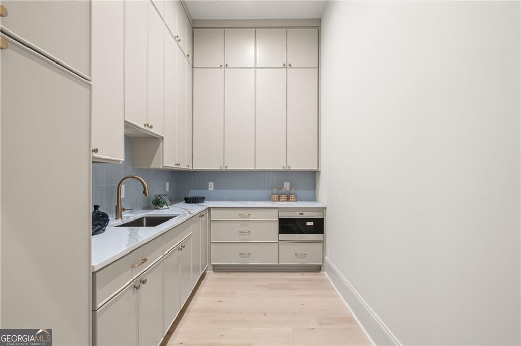 4845 Lansbury Drive Atlanta GA 30342