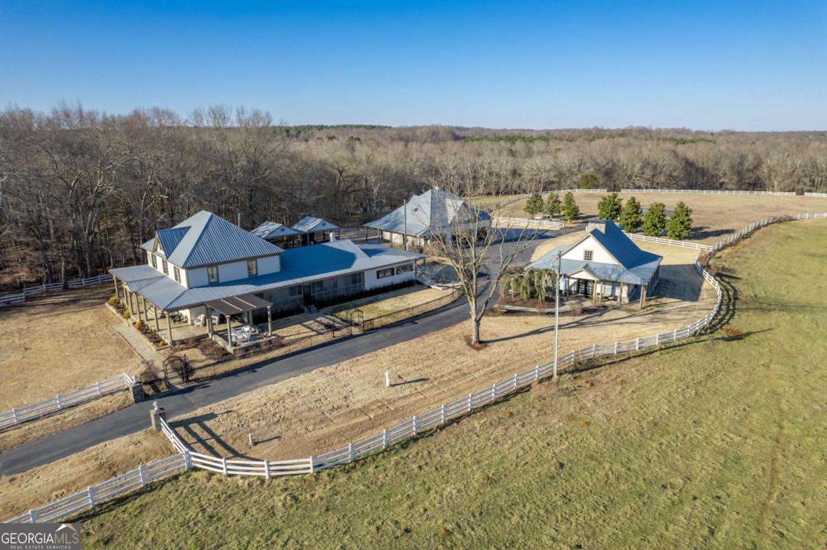 7527 Highway 326 Commerce GA 30530