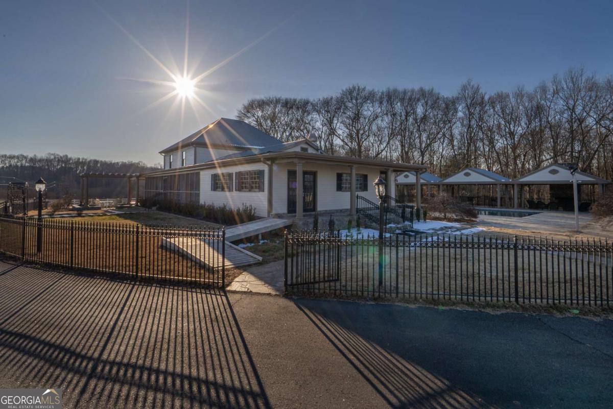 7527 Highway 326 Commerce GA 30530