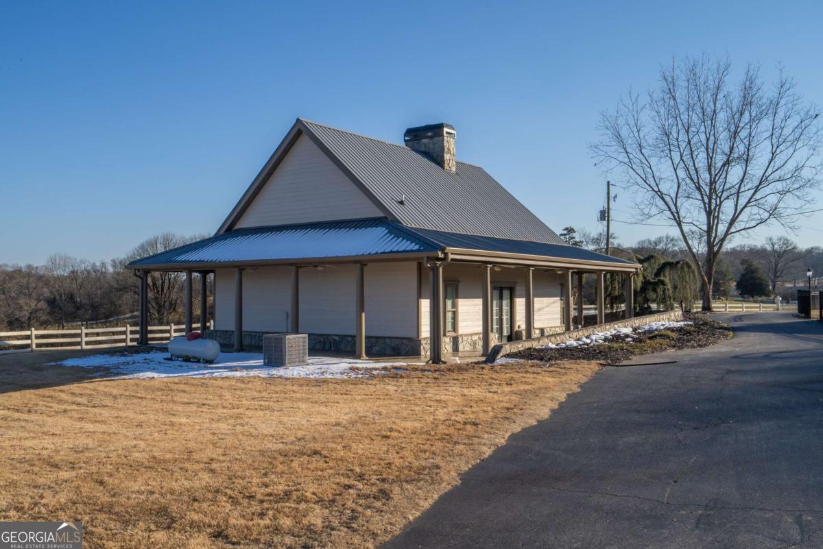 7527 Highway 326 Commerce GA 30530