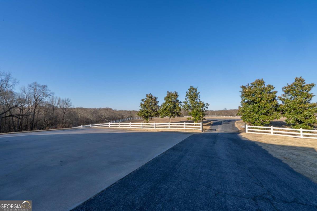 7527 Highway 326 Commerce GA 30530